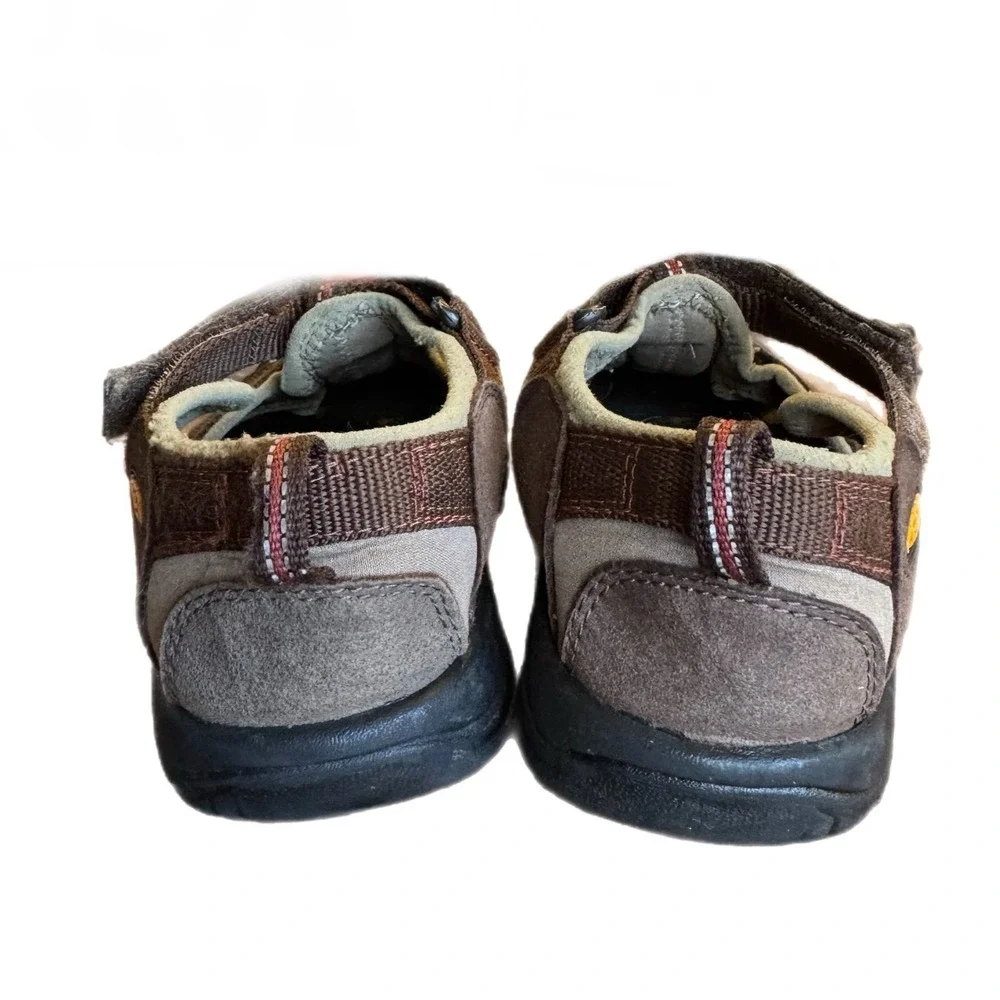 Keen Newport H2 Brown grey Hiking Sandals boys Youth Size 1 Waterproof shoes